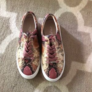 J Slides snake Sneakers